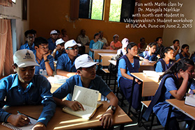 Students of north-east at Vidnyanvahini's wrkshop at IUCAA