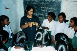Seema Limaye with students